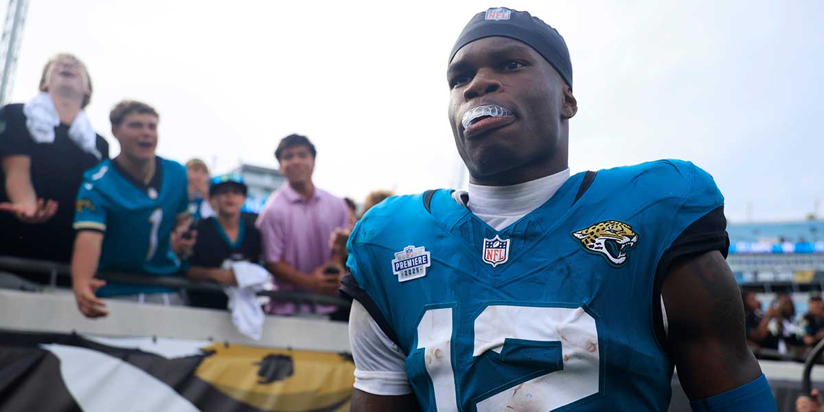 Jaguars’ Travis Hunter to play full-time CB, part-time WR in 2026