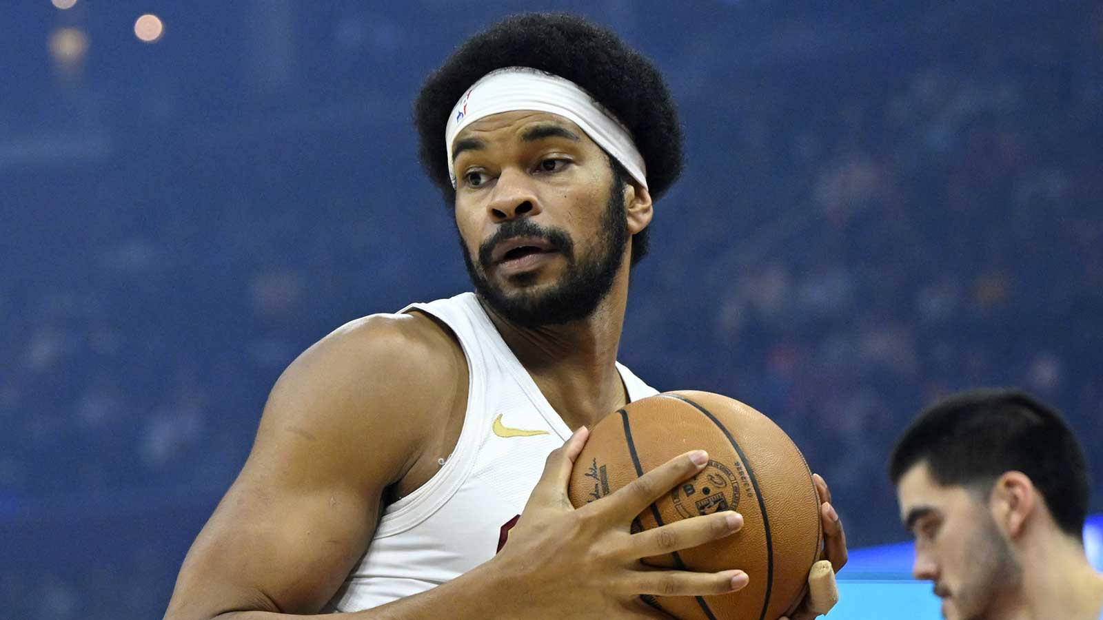 Cavs’ Jarrett Allen buzzer-beater waived off as Kevin Porter Jr., Bucks pull off upset