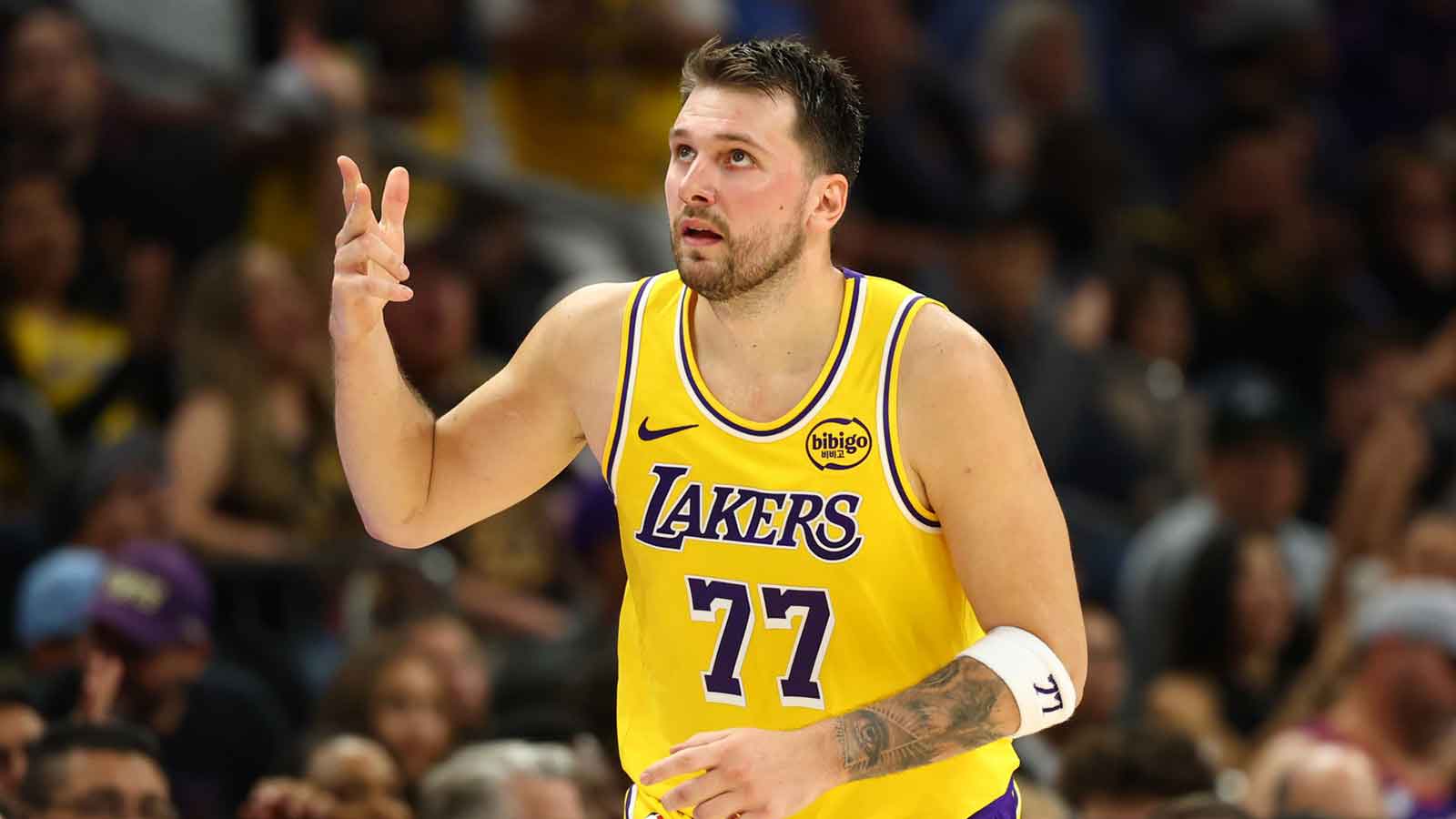 Luka Doncic carries jaw-dropping birthday streak into Lakers’ matchup vs. Warriors